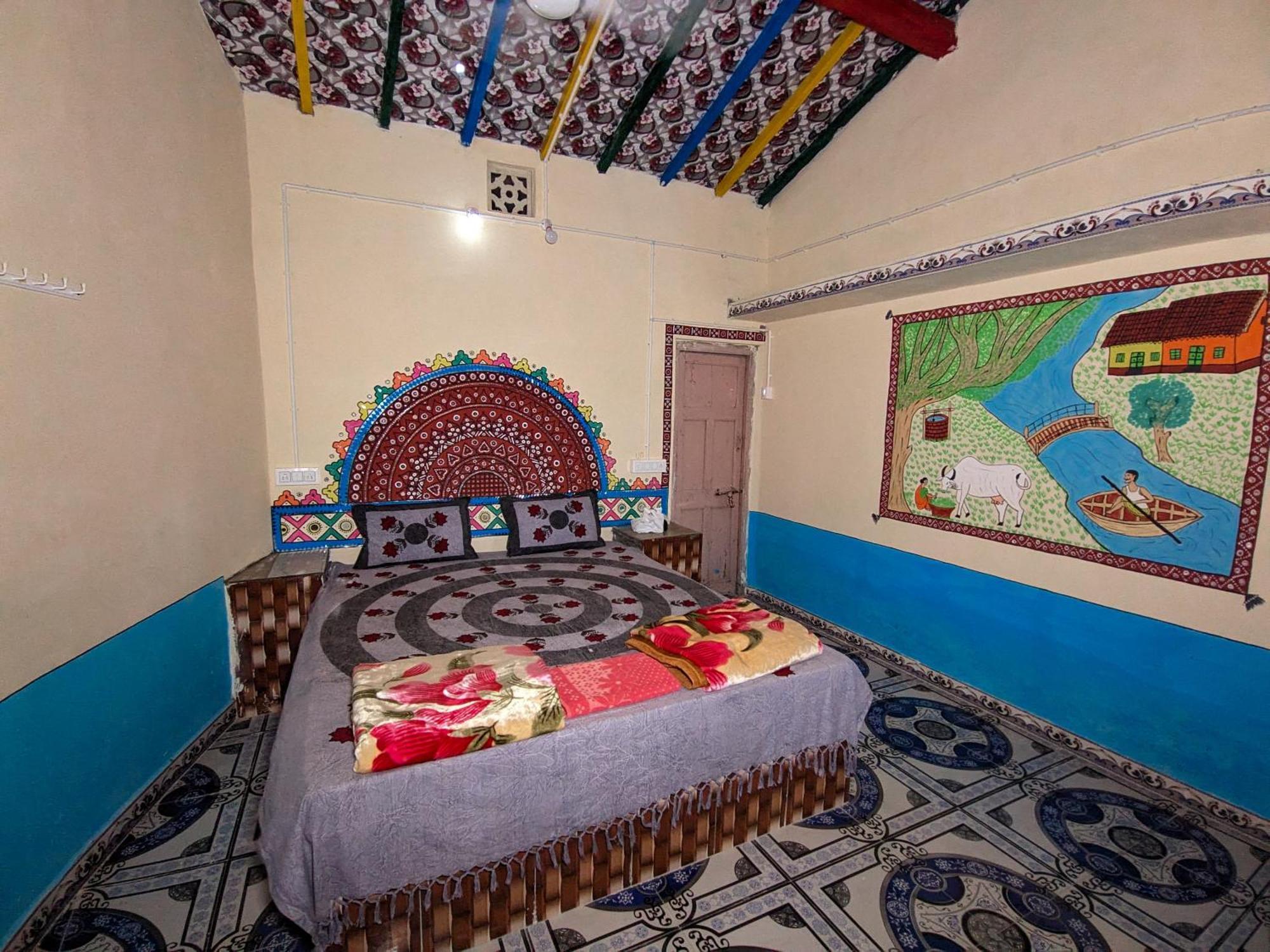 White Land Villagestay Dhordo Экстерьер фото
